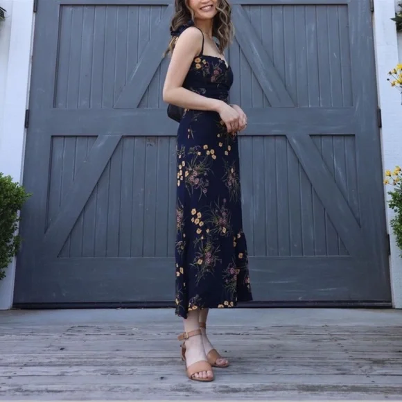 Reformation | Dresses | Reformation Nikita Dress